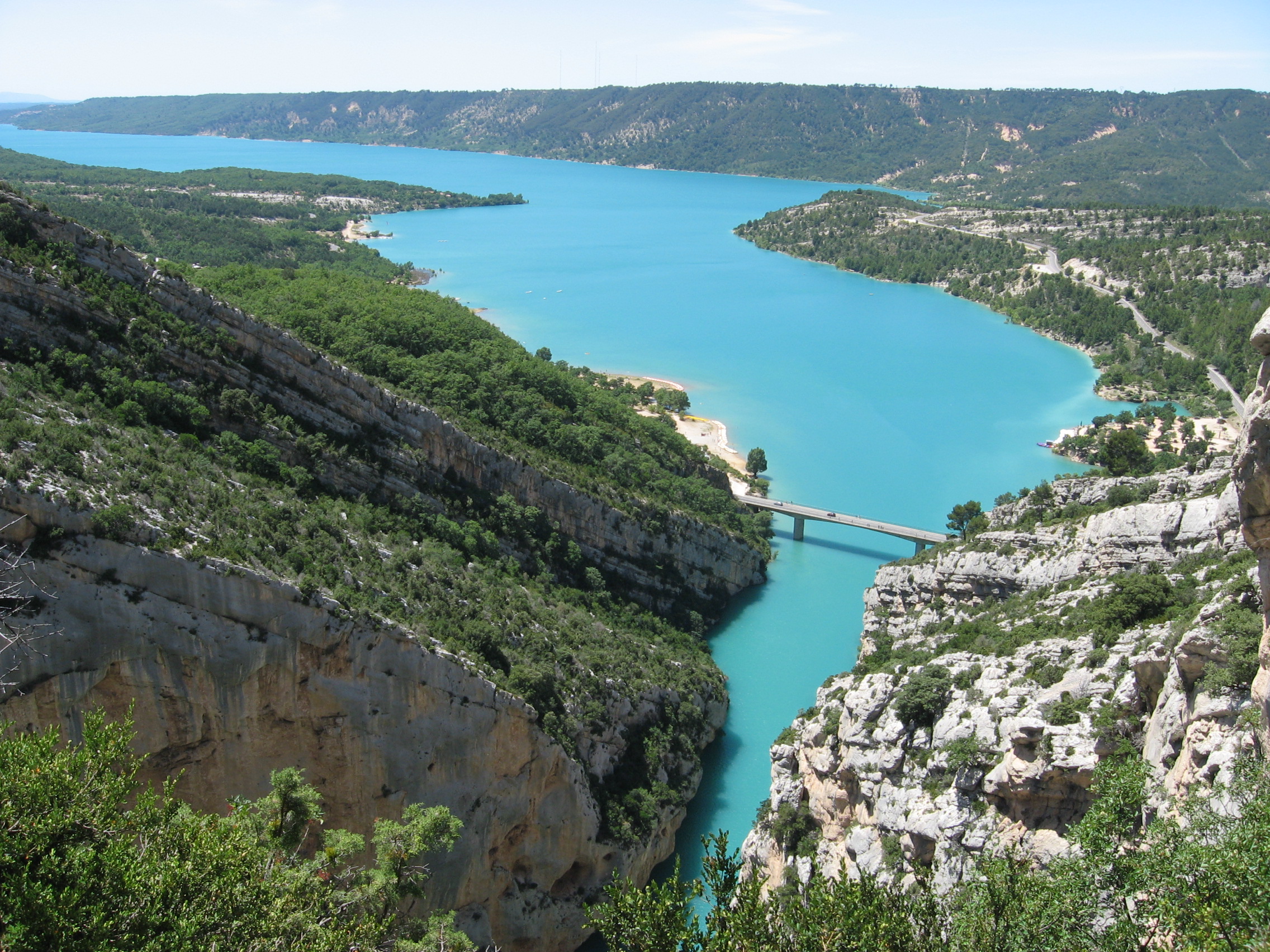 Photo The Sainte-Croix lake and the Galetas and the Chabassole beaches