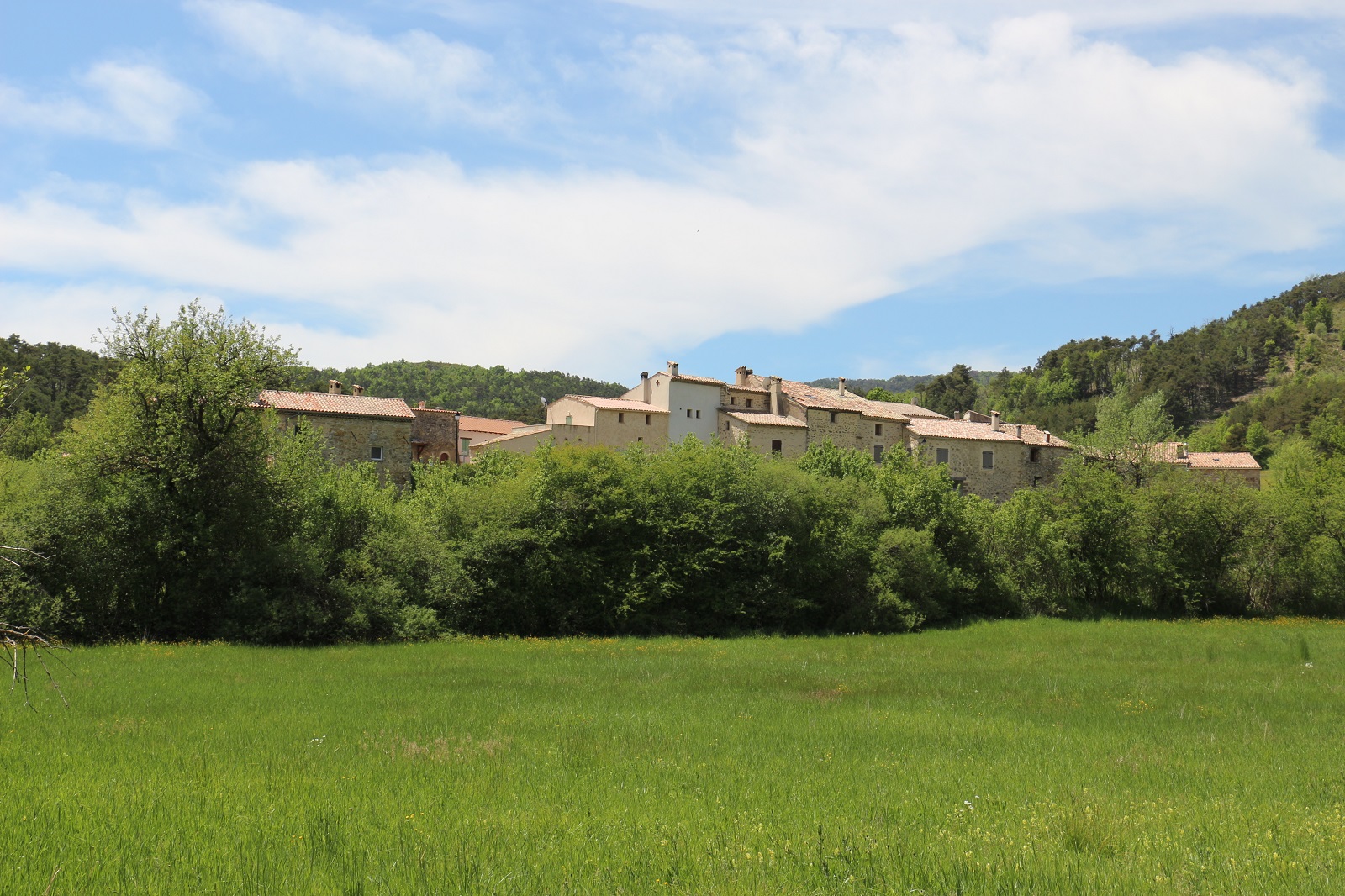 Photo Hamlet of Plan d'Anelle and Chapel of Saint-Joseph