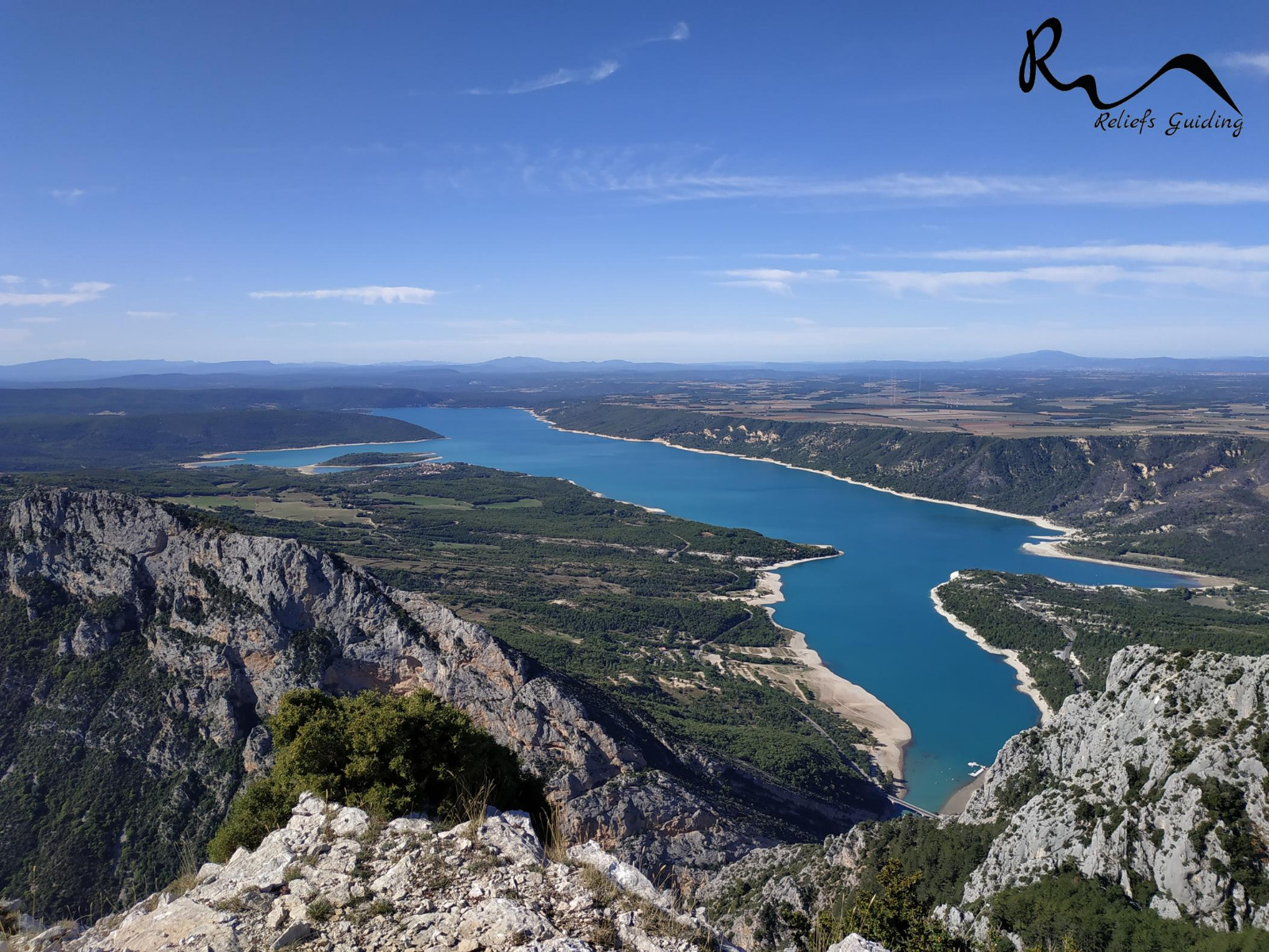 Photo The shores of the Sainte-Croix lake