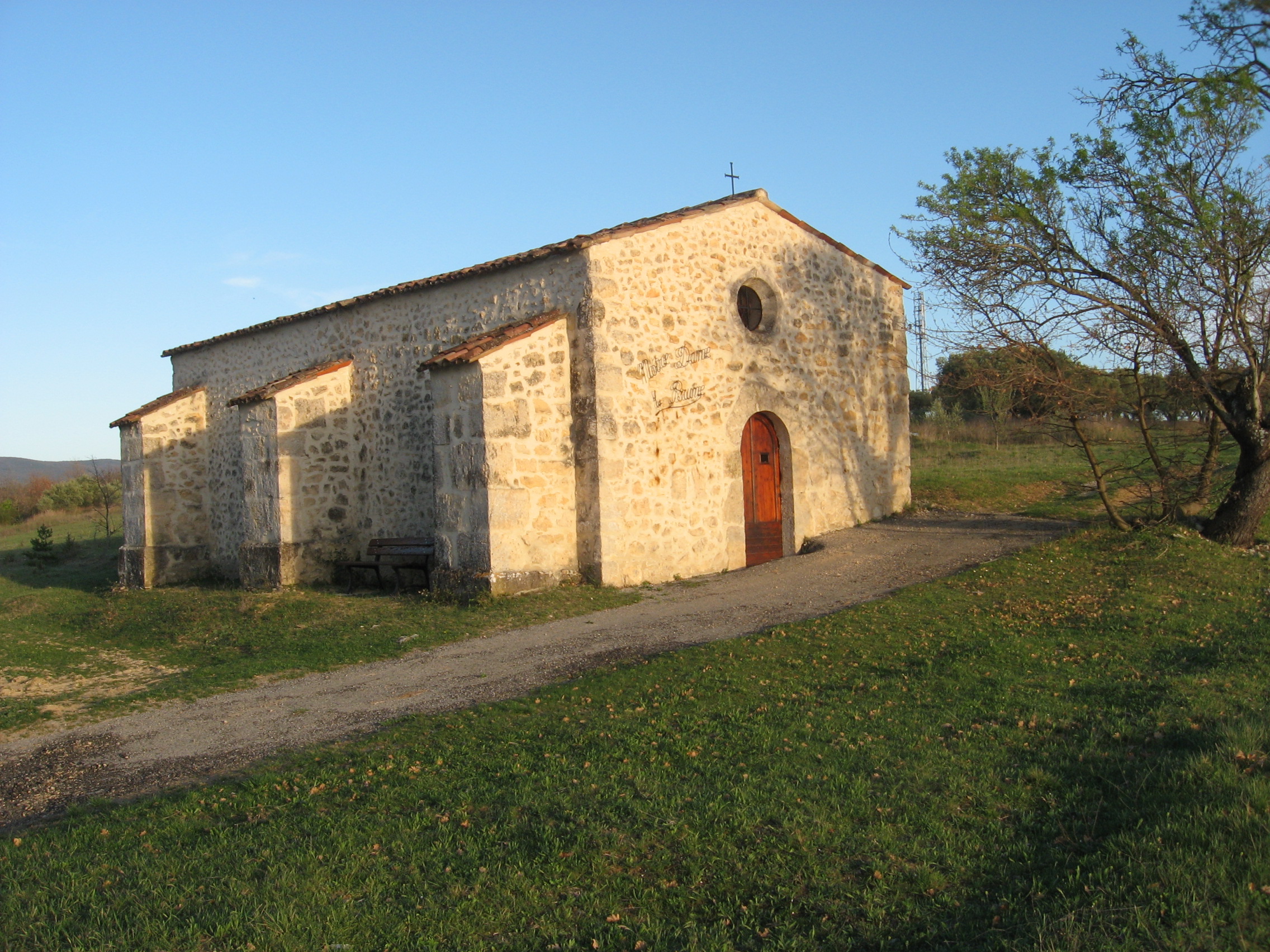 Photo Notre-Dame-La-Brune Chapel