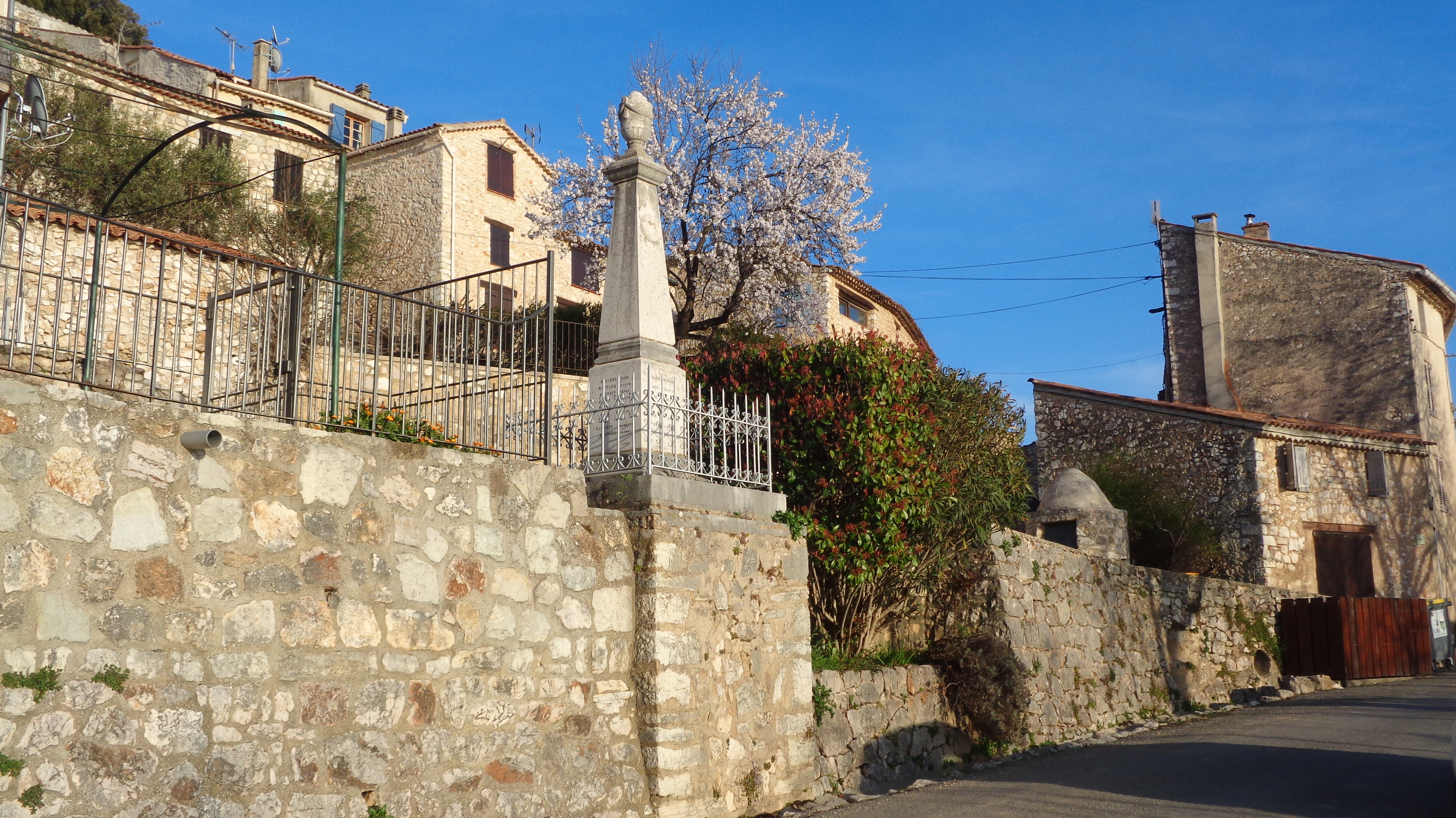 Photo War memorial