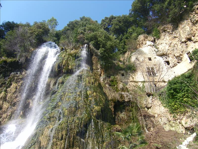 La cascade de Villecroze - La cascade de Villecroze
