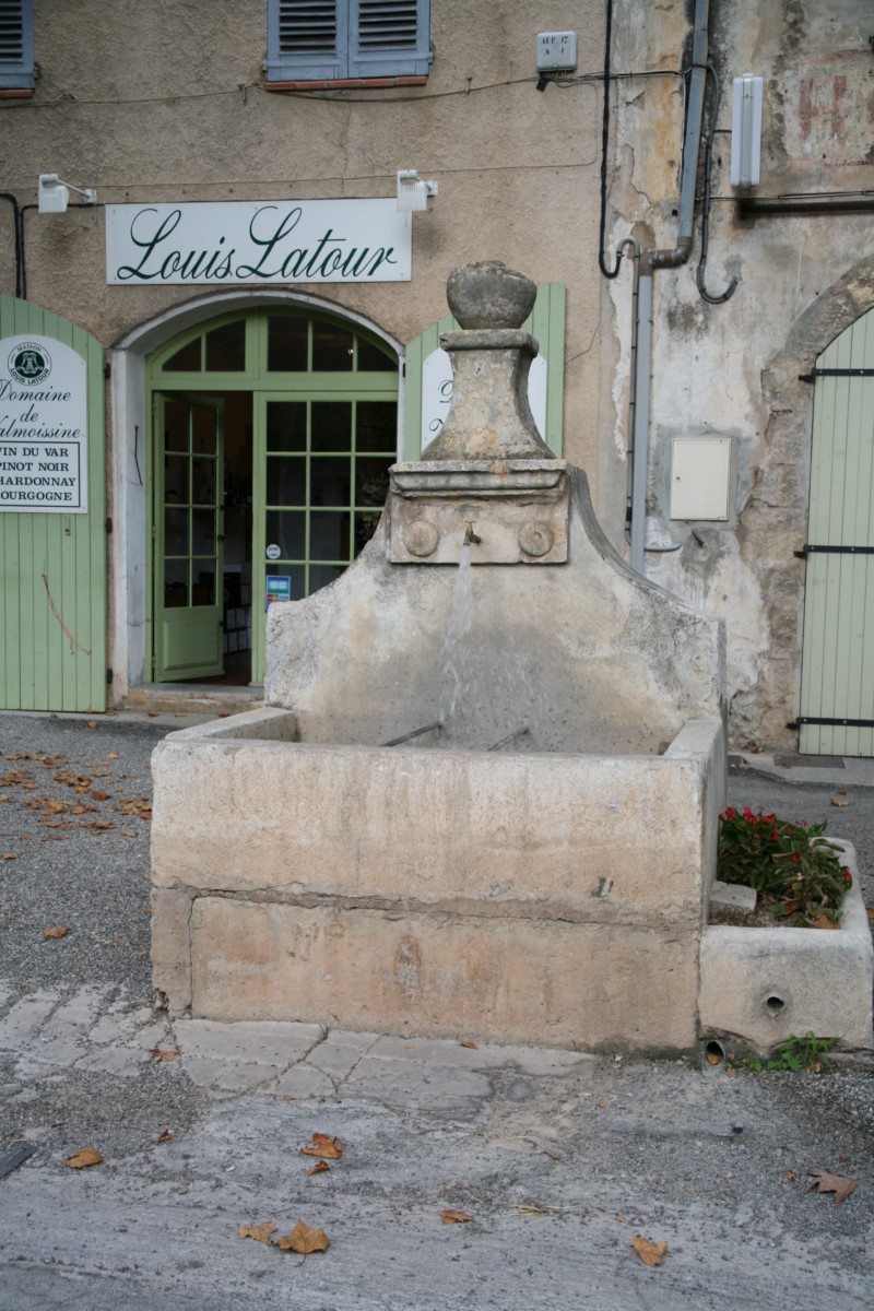 Photo Albert 1st street fountain