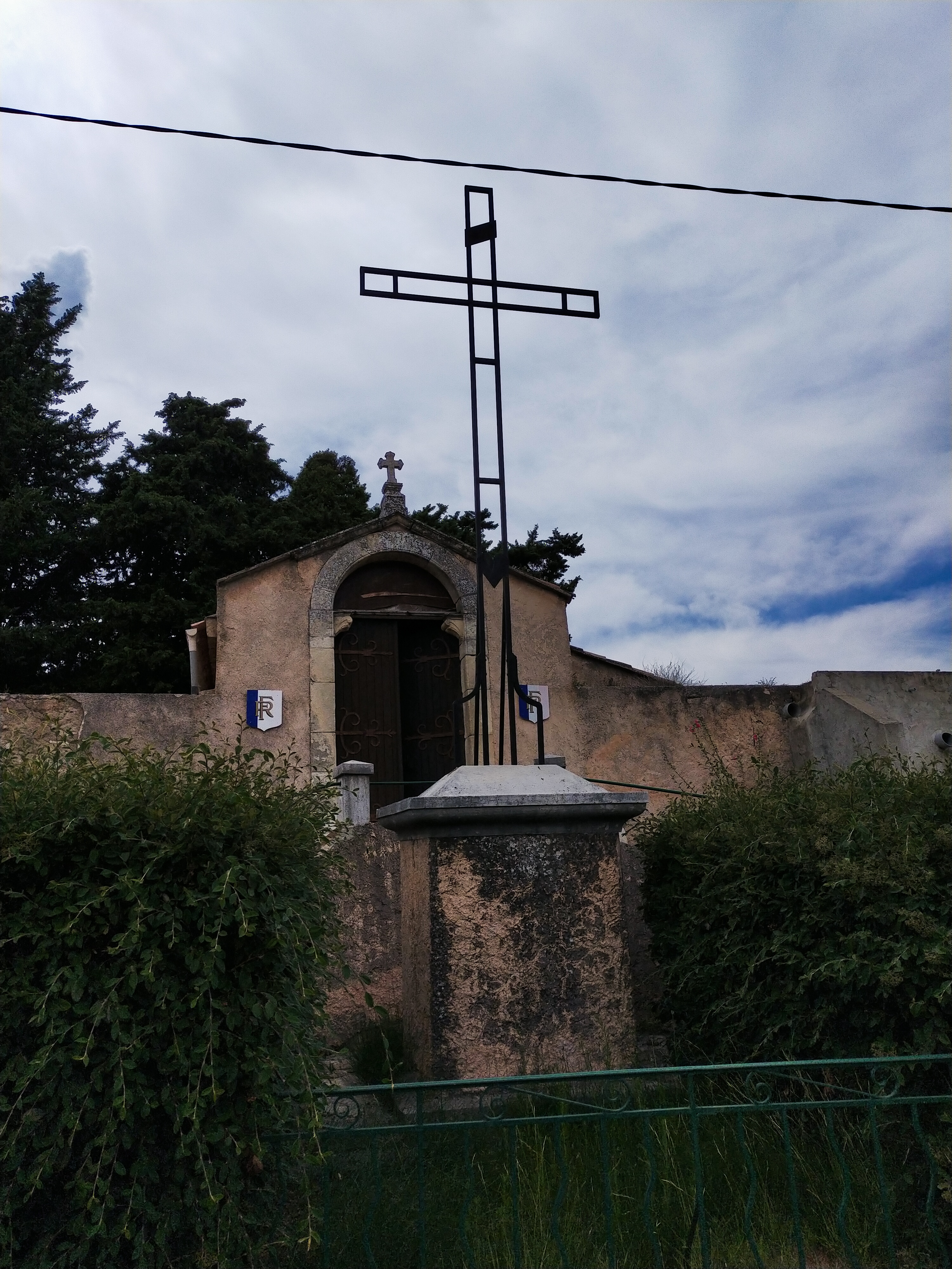 Photo Cemetery Cross