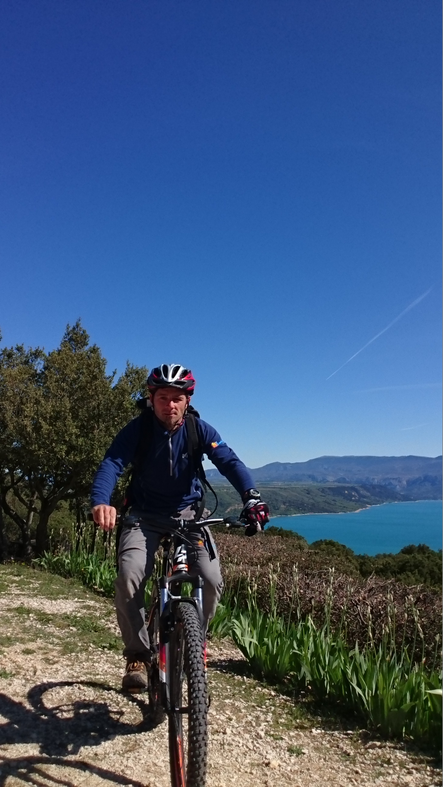 Photo Mountain bike ride in the Gorges de Baudinard sur Verdon