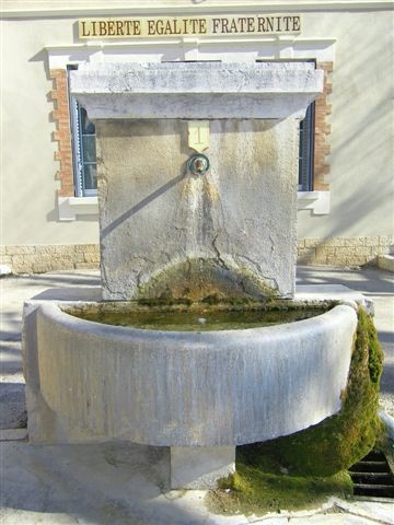 Photo Fontaine du champ de foire