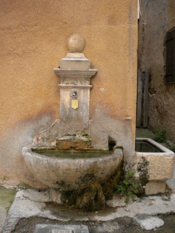 Photo Fontaine de la Bourgade